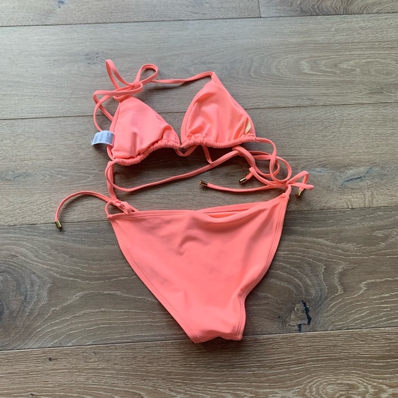 Pink string Bikini - Picture 2 of 4